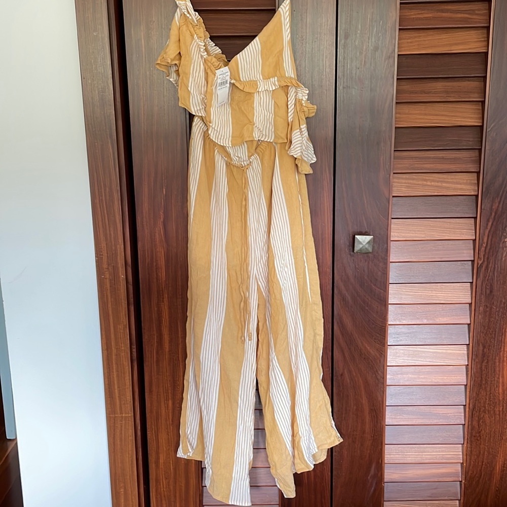 American Eagle (S) mustard, striped one shoulder ankle length jumpsuit